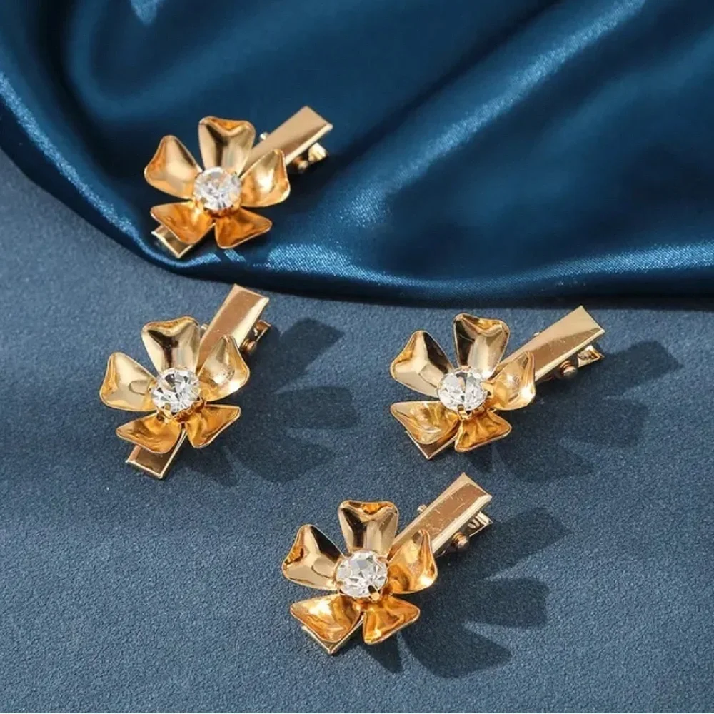 New Gold 4 Hair Clips Elegant Bridal ✨✨✨ Hair Jewerly